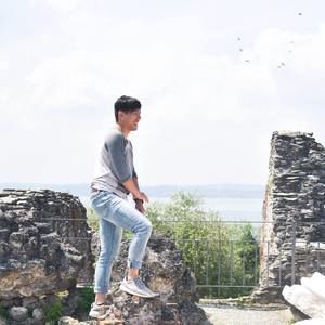 Meet your Posher, Joseph